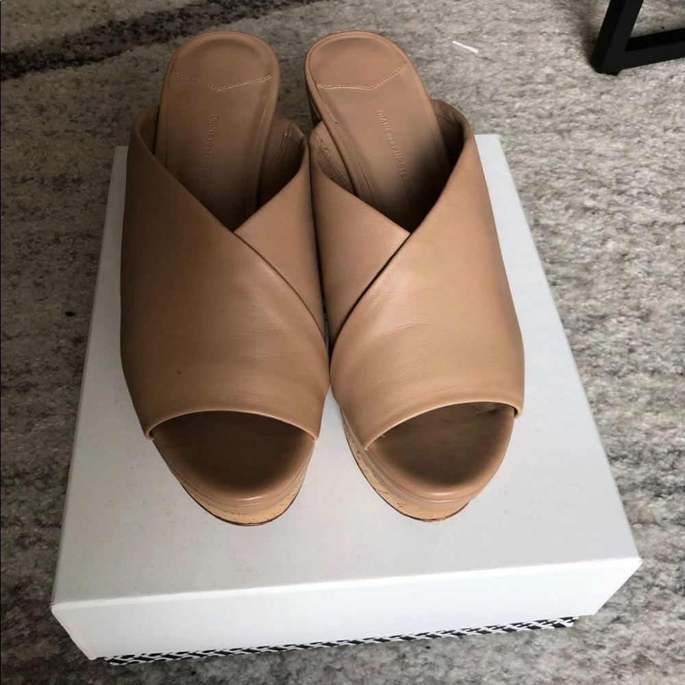 Diane vonFurstenberg Sandals sz7